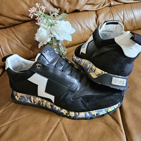 Men's Fendi Black White Leather Timeless Sneakers Size 9 US or 7 UK - Picture 16 of 16